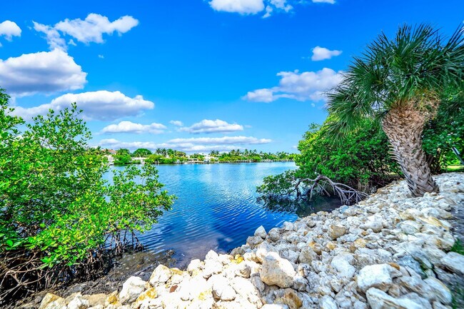 Building Photo - 3581 S Ocean Blvd