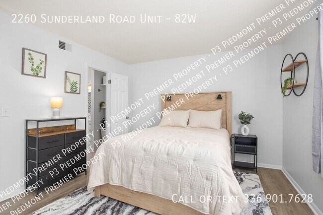 Building Photo - 2260 Sunderland Rd