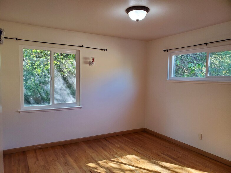 Bed Room 3 - 6565 Vicky Ave