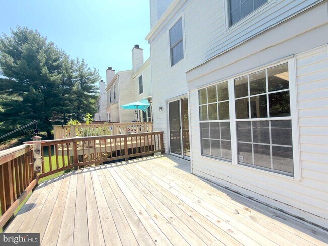 Building Photo - 10509 Smithy Ct