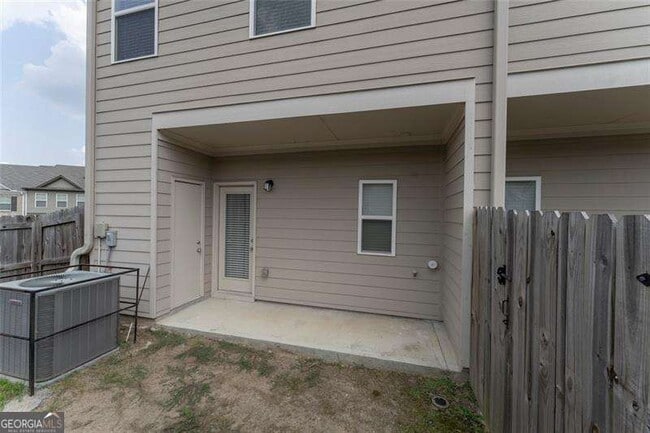 Building Photo - 898 Ambient Way