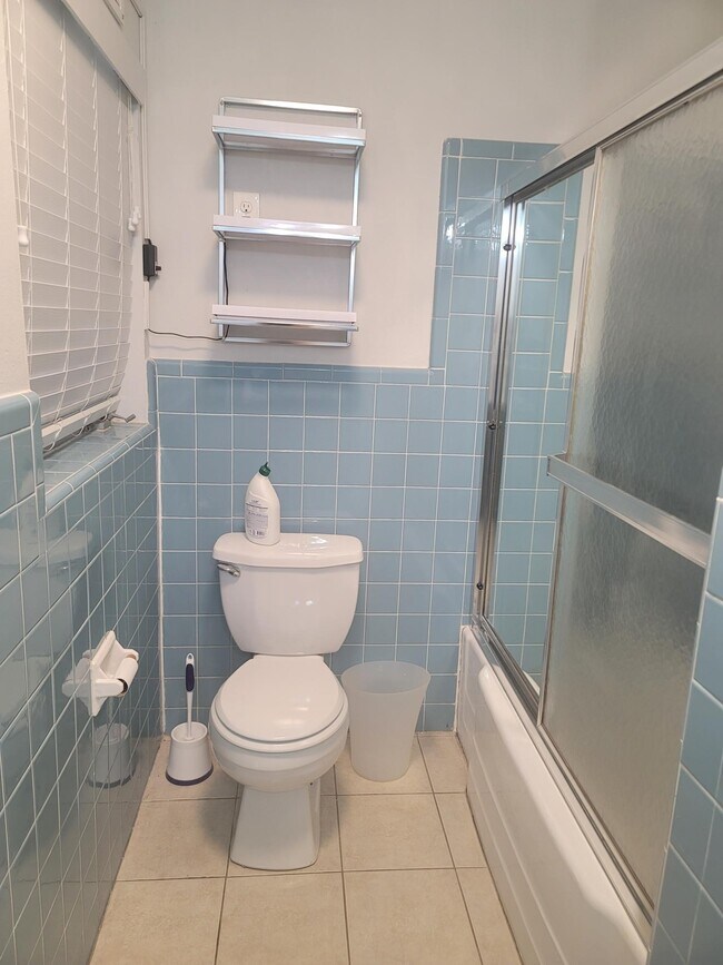 Building Photo - 7711 Lazy Ln