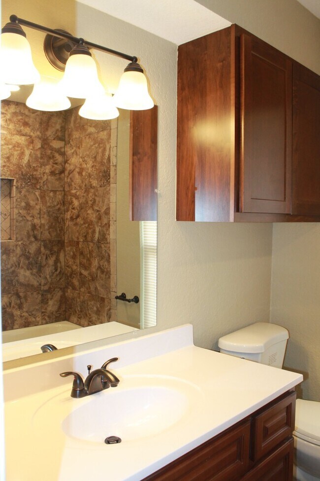 Building Photo - Much Better Than NEW!!! 3 beds, 1 1/2 Baths