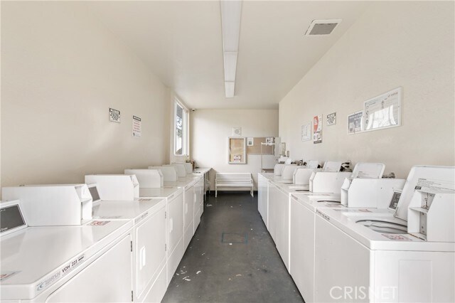 Building Photo - 4606 Park Granada Park