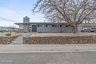 Building Photo - 701 Bowman Dr