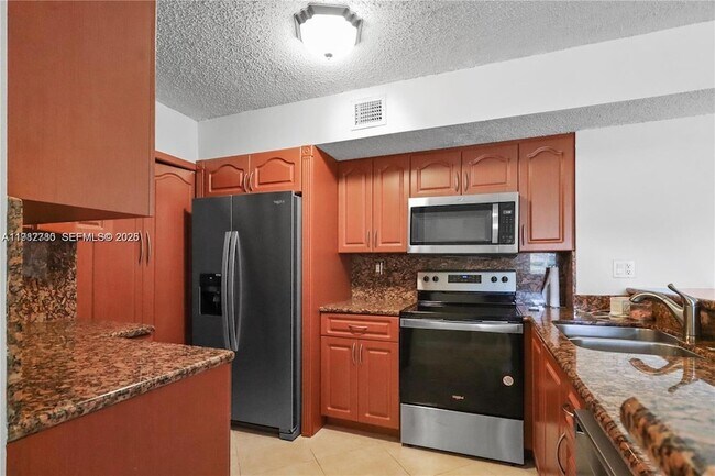 Building Photo - 3844 Lyons Rd