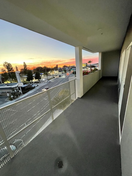 Building Photo - 2341 Ulric St