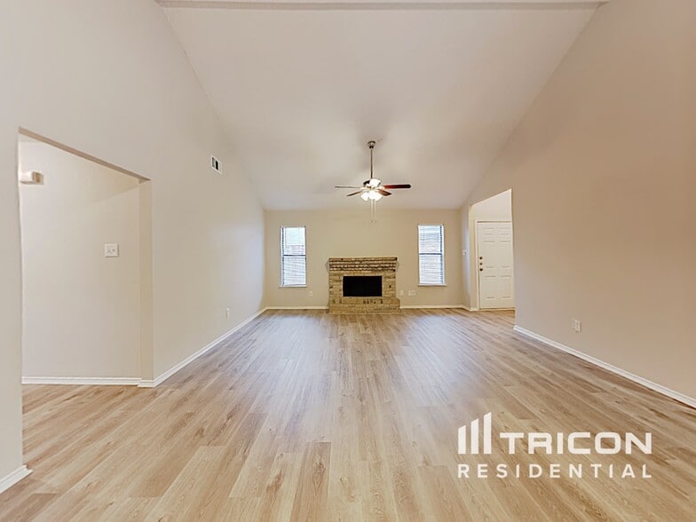 Building Photo - 4116 Amy Dr