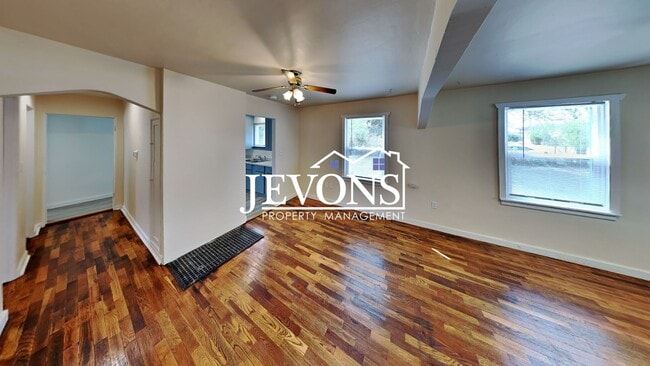 Building Photo - Step into your new residence, a charming s...