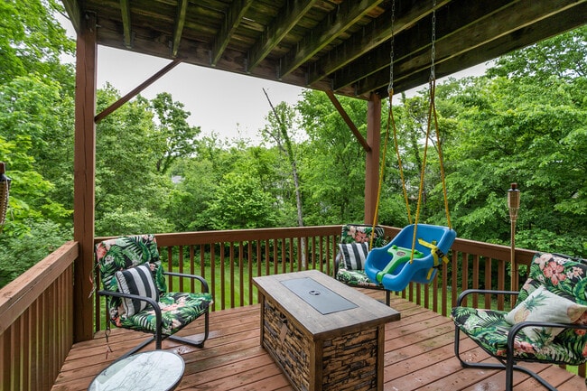 Building Photo - 613 Adens Woods Ct
