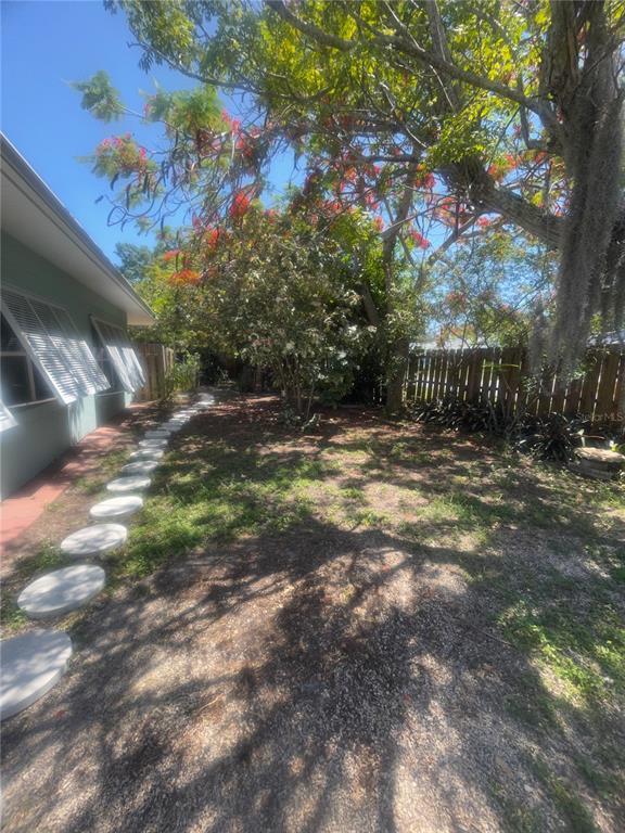 Building Photo - 428 Court St