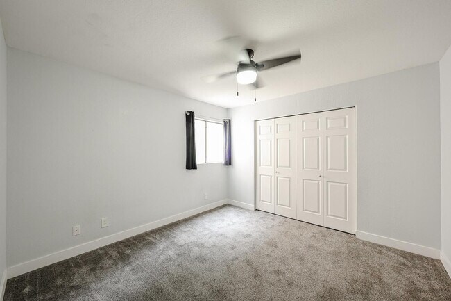 Building Photo - 1340 N Recker Rd