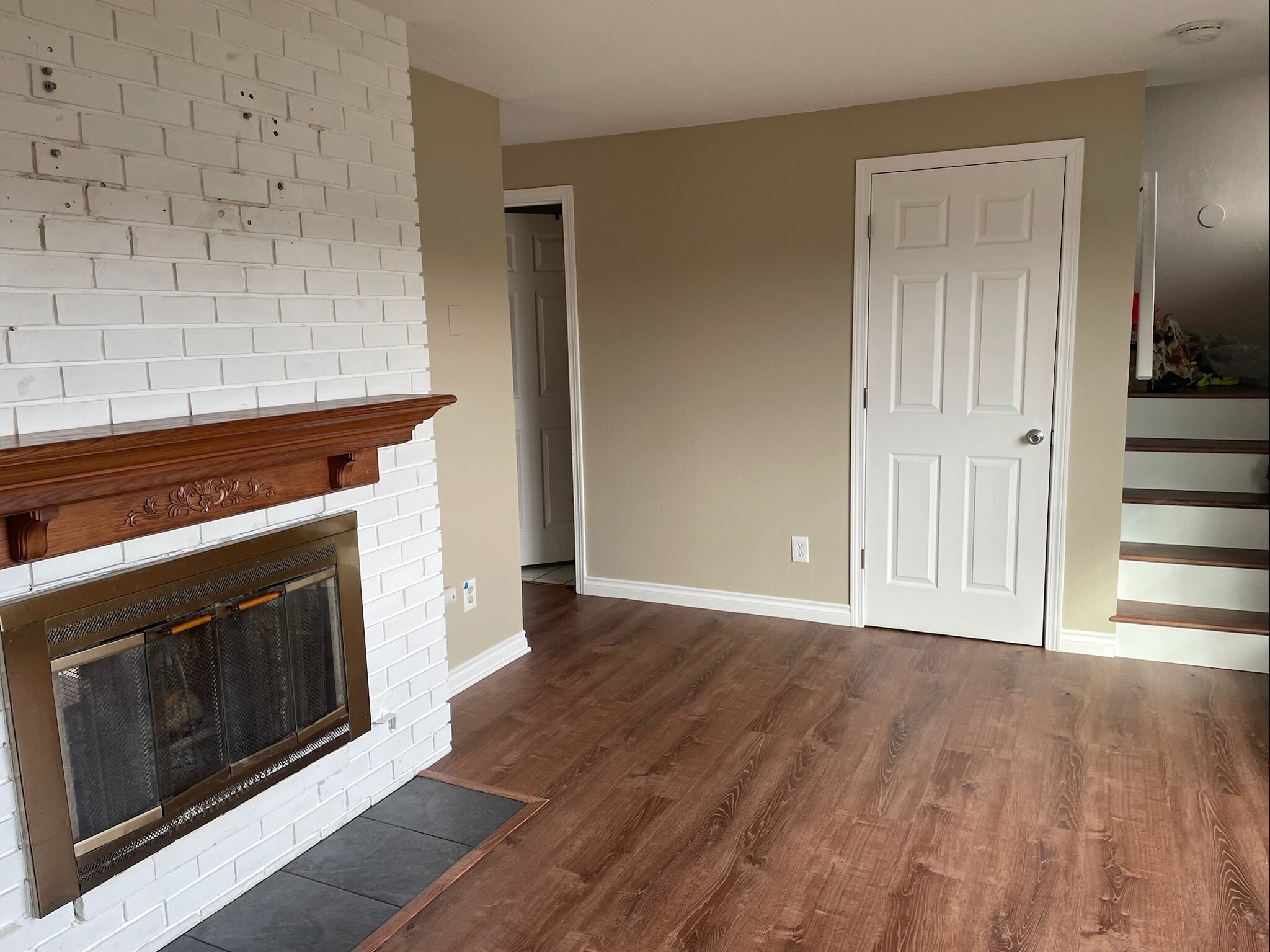 Living room - 4360 Imperial Dr