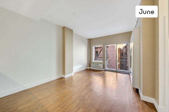 Building Photo - 59 Hawthorne Street