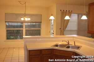 Building Photo - 210 Tapwood Ln