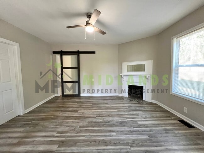 Building Photo - 320 Corley St