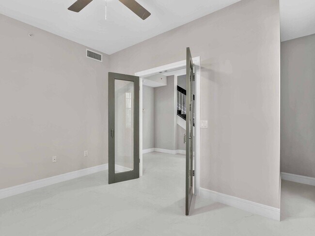 Building Photo - 2751 Ravella Way