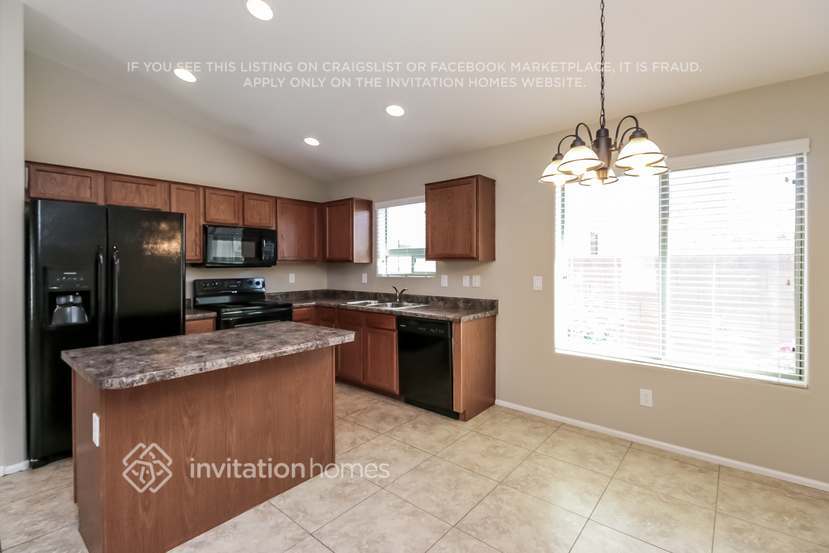 Building Photo - 28940 N Coal Ave