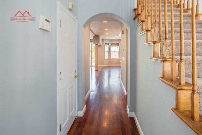 Building Photo - 6497 Hirabayashi Dr