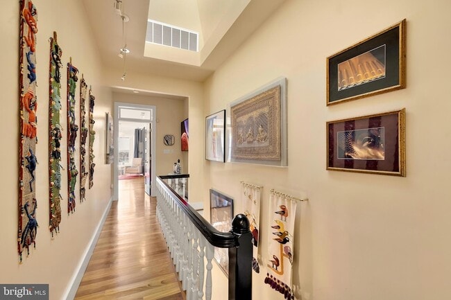 Building Photo - 1743 Q St NW