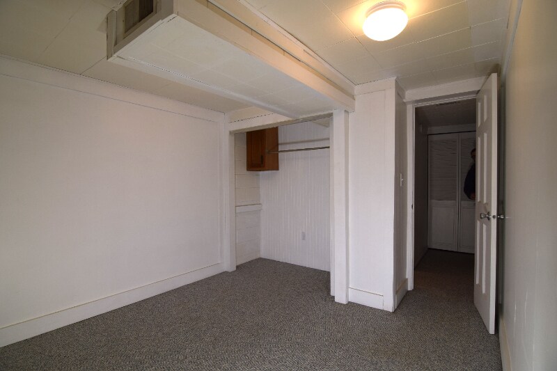 Building Photo - 2105 S 150 W