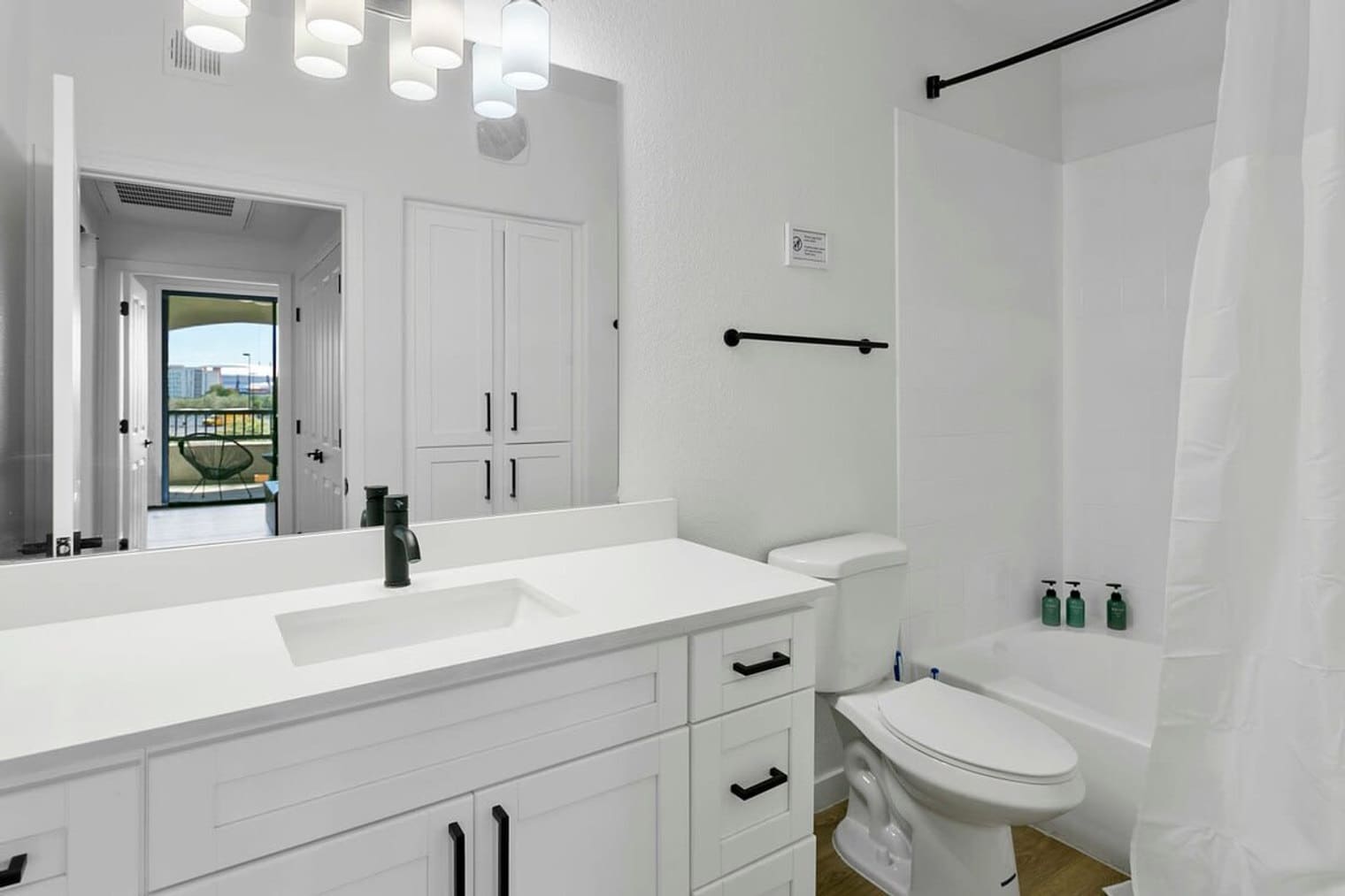 Building Photo - 9450 W Cabela Dr