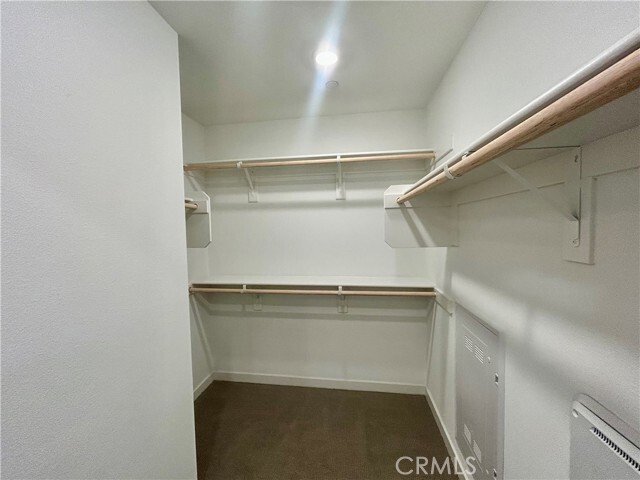 Building Photo - 6114 Valentina Wy