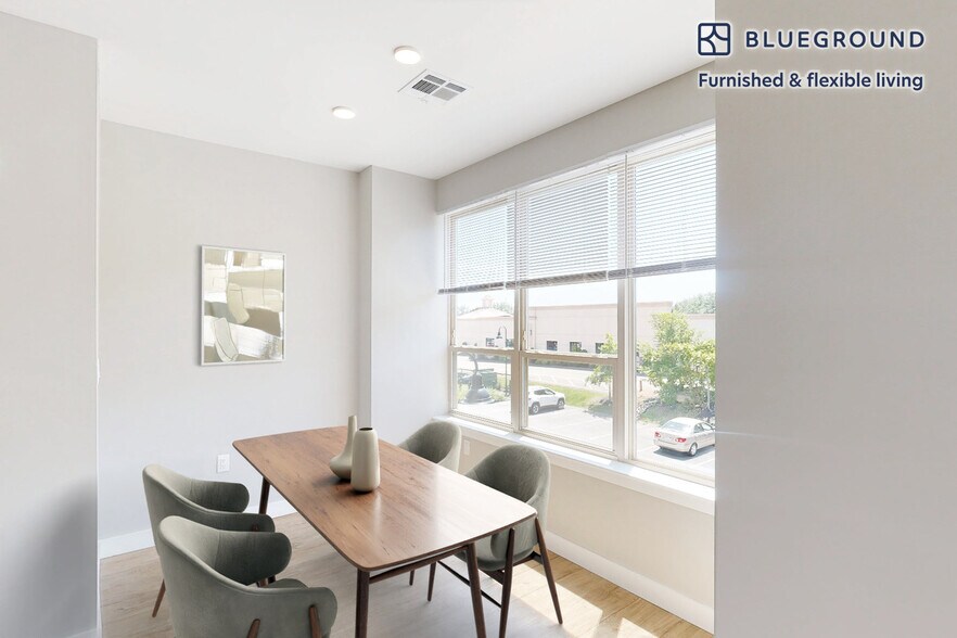 Building Photo - 861 Broadway-SI FL3-ID6792A