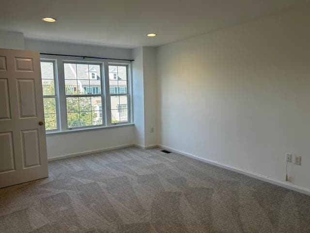 Building Photo - 46 Buttonwood St