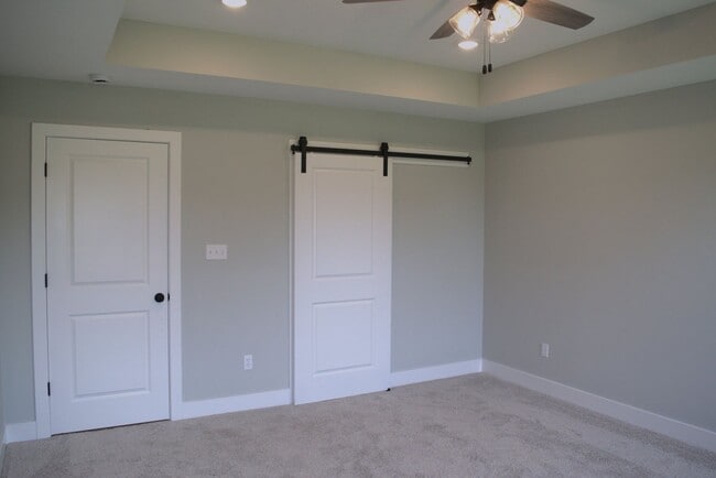 Building Photo - Beautiful 3 Bed 2 Bath Ranch In The Brooks!