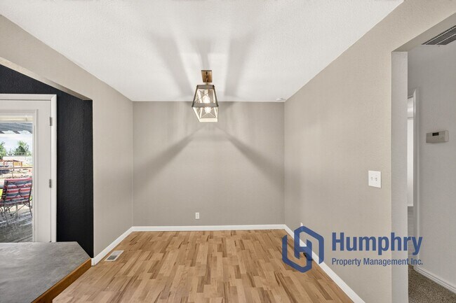 Building Photo - 13159 Ocotillo Dr