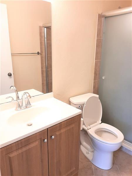 Building Photo - 9466 Boca Cove Cir