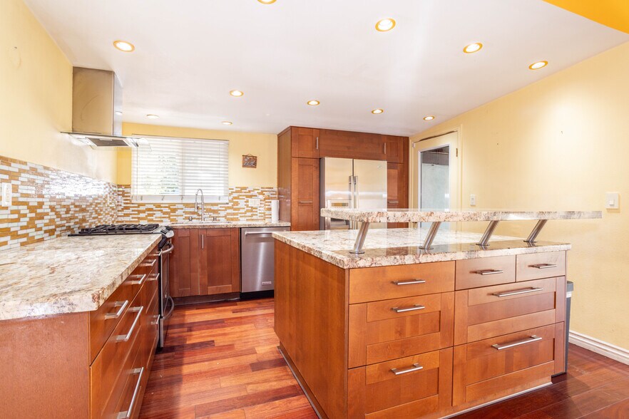 Building Photo - 19951 Acre St