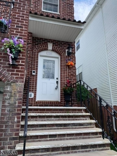 Building Photo - 728 Linden Ave