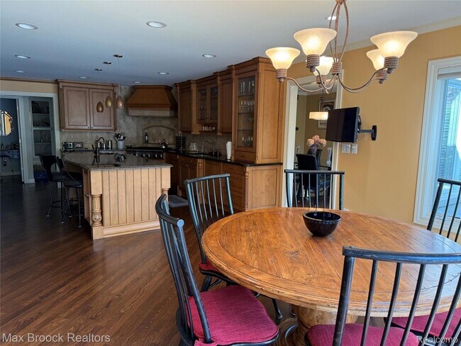 Building Photo - 3958 Winterset Ct