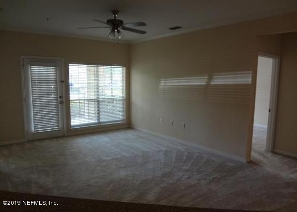 Building Photo - 7800 Point Meadows Dr
