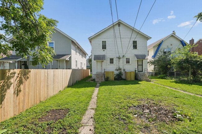 Building Photo - 41-43 N Huron Ave
