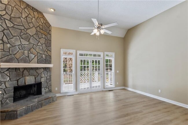 Building Photo - 4565 Ashmore Cir