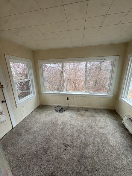 Building Photo - 204 Pekin Ave