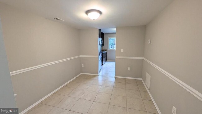 Building Photo - 1517 Winterberry Dr