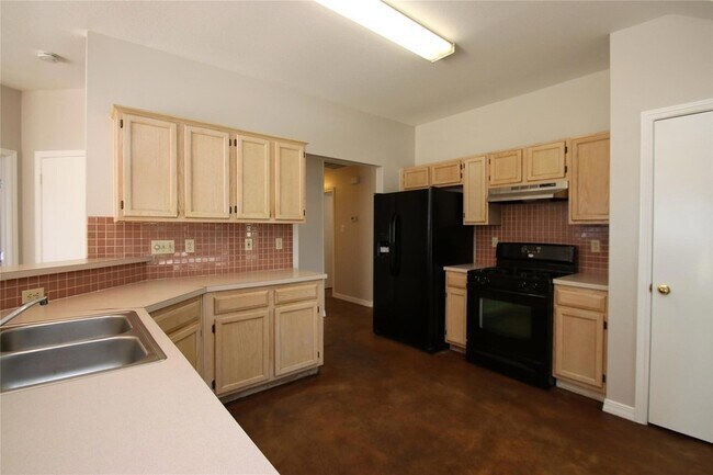 Building Photo - 12400 Captain Hopkins Cove