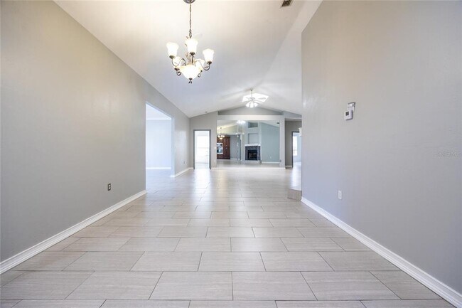 Building Photo - 4345 NW 35th St