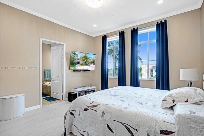 Building Photo - 2925 NW 126th Ave