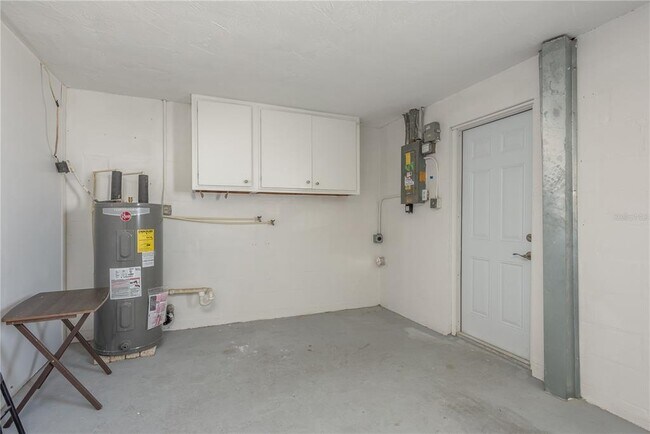 Building Photo - 5646 Festivo Dr