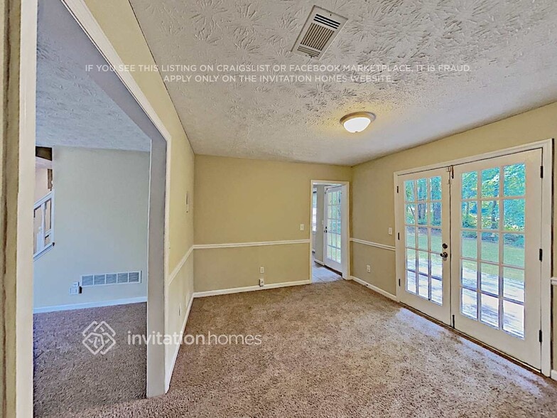 Building Photo - 1036 W Mill Dr NW