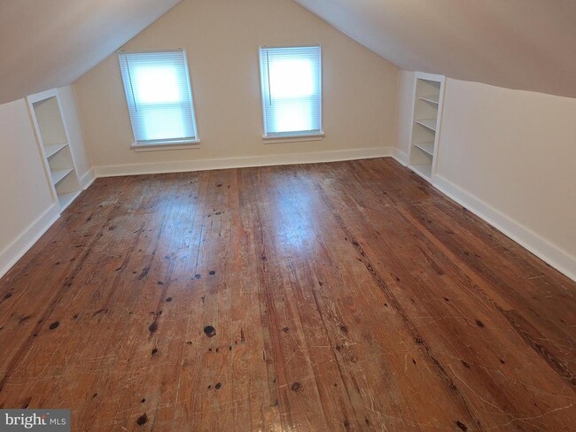 Building Photo - 624 Chandler Mill Rd