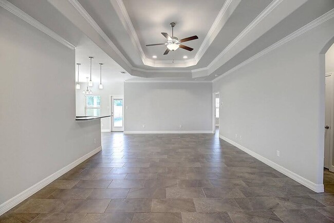 Building Photo - 7522 Sable Creek Dr