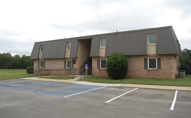 Primary Photo - 1130 Old Mt Carmel Rd