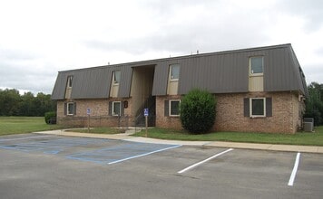 Building Photo - 1130 Old Mt Carmel Rd