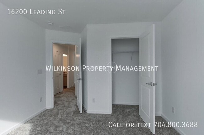 Building Photo - 16200 Leading St